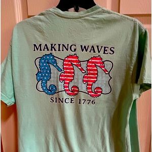 BENNY & BELLE making waves T shirt medium
